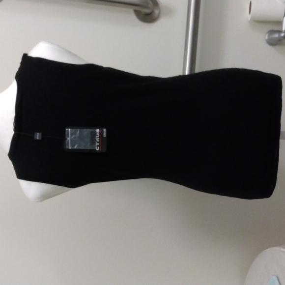 Cyrus sequin front, plain back sleeveless tank blouse, Small. NWT - Picture 3 of 8